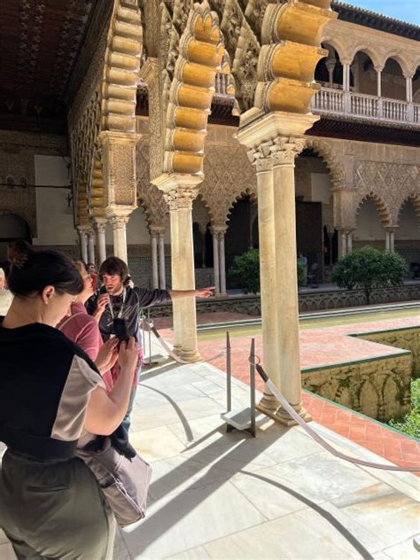 Sevilla Kleingruppentour mit Führung durch den Alcázar mit Ticket