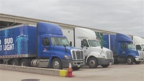 Texas Truck Drivers Helping Spot Human Trafficking Victims Fox 26 Houston