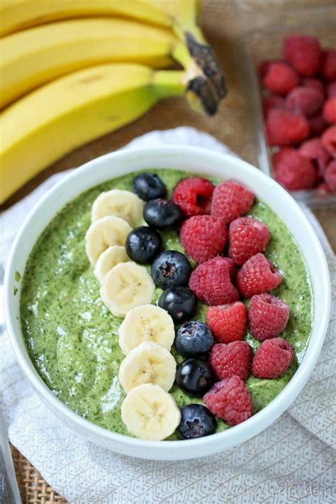 Matcha Green Tea Smoothie Bowl