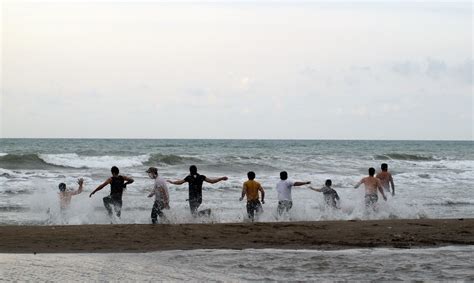 Caspian Sea The Worlds Largest Lake Gilan Attraction