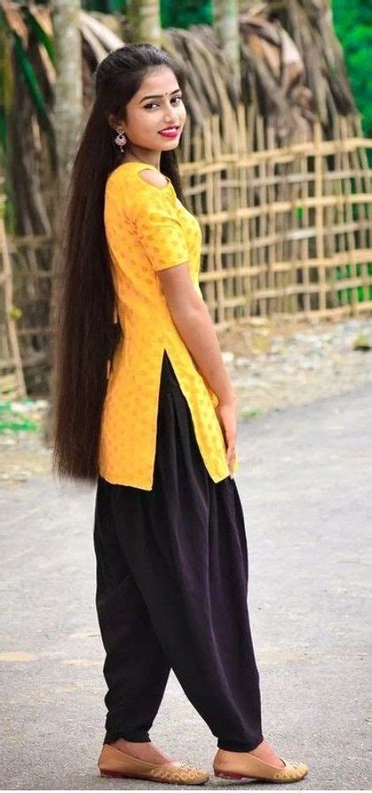 Pin By Shahnawaz On Long Hair Braided In Beautiful Smile Women