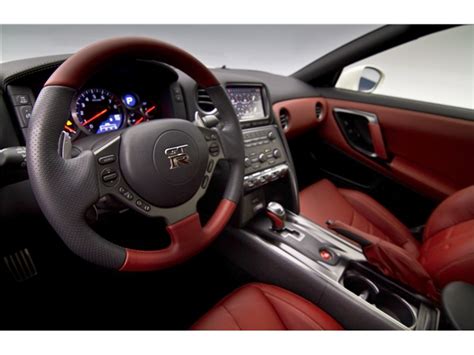 2016 Nissan GT-R: 61 Interior Photos | U.S. News