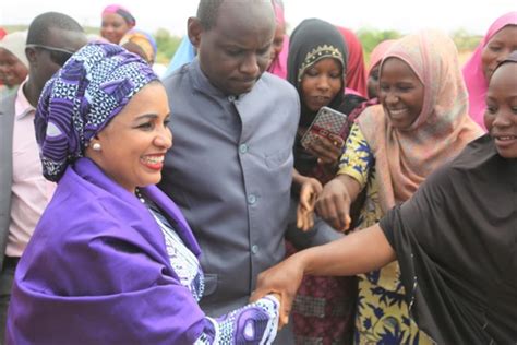 Visite De La Premi Re Dame Dr Lalla Malika Issoufou Mahamadou Au