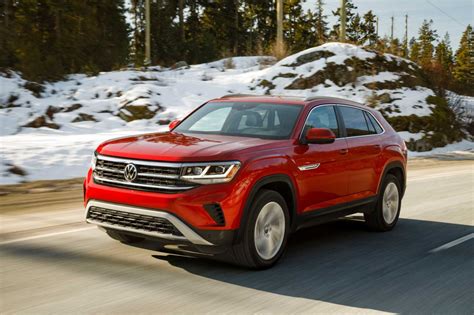 2021 Vw Atlas Cross Sport Vs 2020 Honda Passport Compare Crossover Suvs