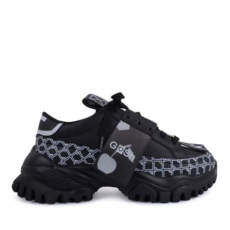 Gosh Shoes Fashion - Share your #ohmygosh moment