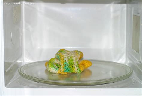 how to clean the microwave 9