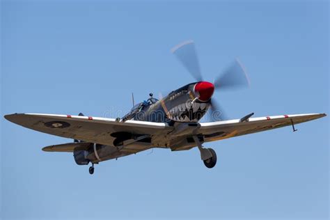 Supermarino Spitfire Mk Viii Vh Het En Las Marcas Raaf De La Real