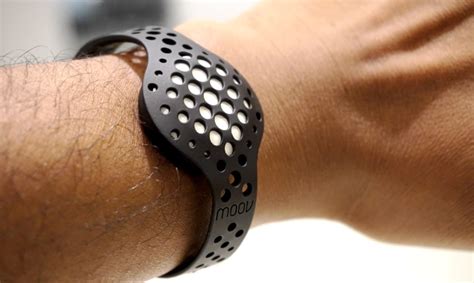 MOOV NOW Wearable Could Prove to Be More Than Just Another Fitness ...