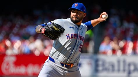 Mets Star Pitcher Opens Up About Playoff Environment In Phillies Series