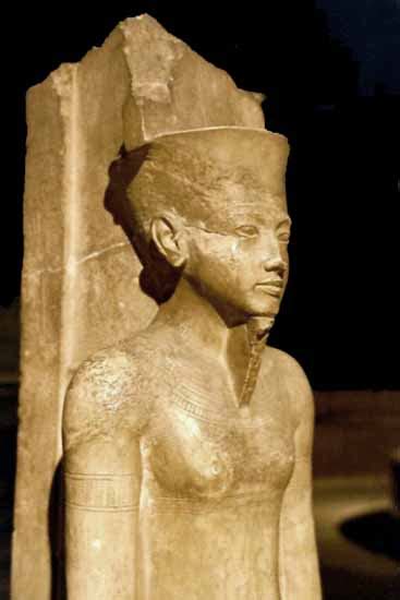 Ancient Egypt And Archaeology Web Site Statue Of Tutankhamun As Amun