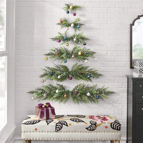 Frauherzz Minimal Wall Mounted Christmas Tree Artificial Xmas Tree Wall