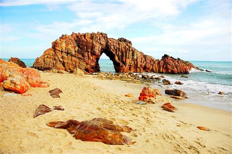 Pedra Furada Conhe A O Maior Cart O Postal De Jericoacoara