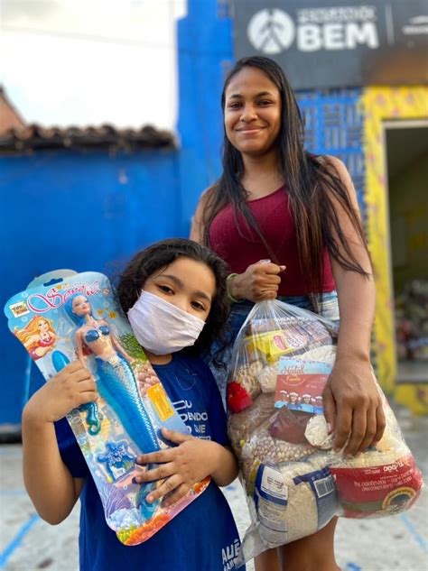 Favela do Inferninho recebe terceira edição do Natal na Favela