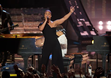 Alicia Keys to Return as Host For 2020 Grammy Awards - Rolling Stone