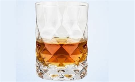 The Best Whiskey Glasses In India 2024 India S Stuffs