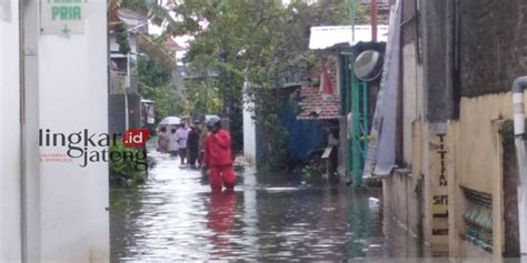 Ratusan Rumah Di Jati Wetan Kudus Kembali Terendam Banjir