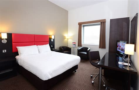 003 Double Room- International Hotel - The International Hotel Telford