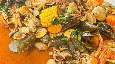 Resep Seafood Tumpah Saus Padang Asik Untuk Makan Rame Rame