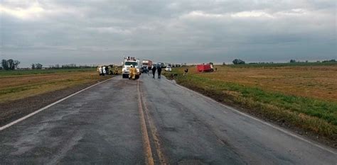 Tragedia En Santa Fe Choc De Frente Contra Un Scania Su Auto Se