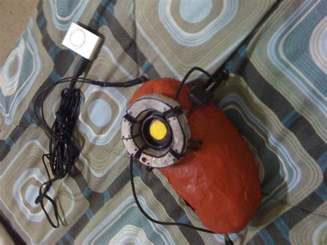 Renteria Props: Portal Gun + Potato GLaDOS