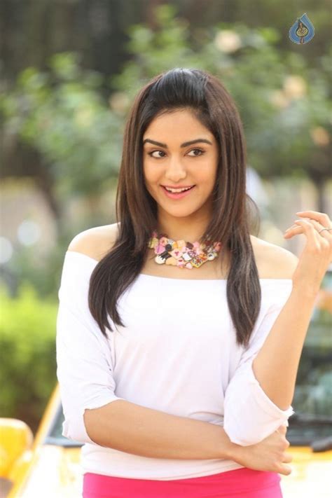 Adah Sharma Wallpapers Hd