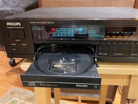 Philips Cdc Cd Changer With Tda Dac Photo Us Audio Mart