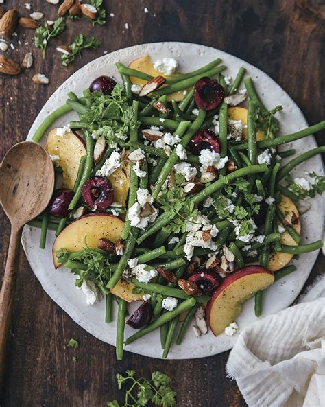 recette salade de haricots verts pêches cerises et chèvre frais