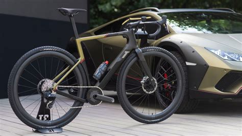 T S Exploro Racemax X Hurac N Sterrato Is A Two Wheel Tribute To