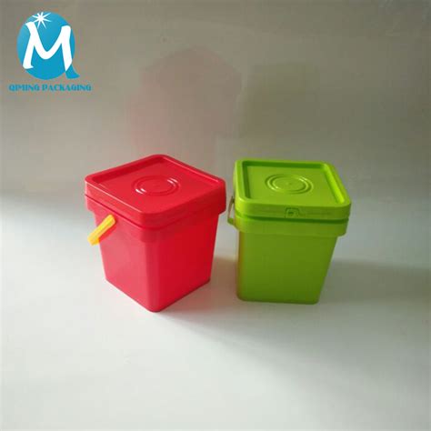 Square Plastic Bucket With Lid Qiming Packaging Lids Caps Bungs Cans