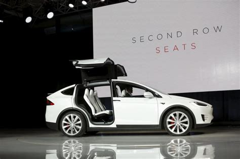 Elon Musk Annuncio Shock La Guida Totalmente Autonoma Arriver Entro