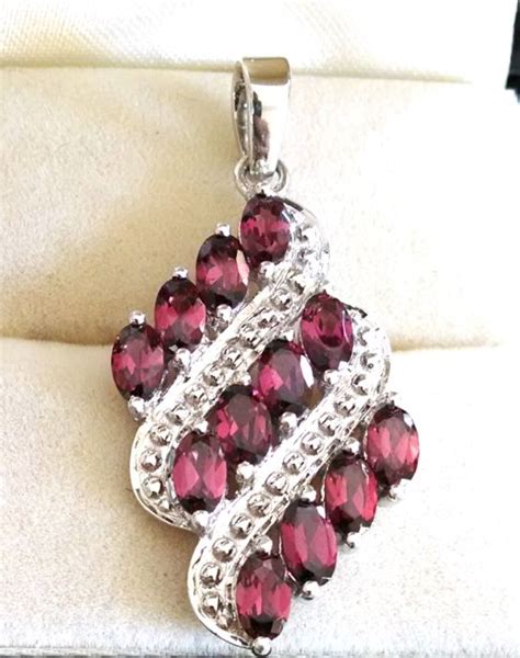 Garnet pendant