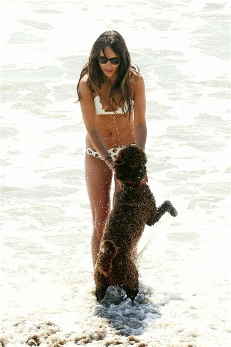 Jordana Brewster En Bikini Santa Monica Olympine