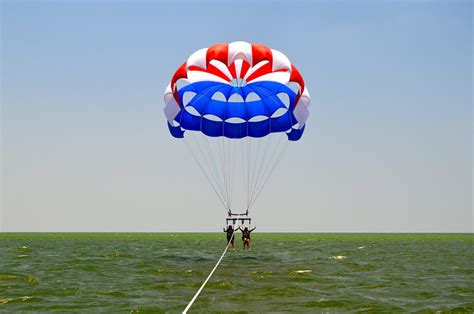 Parasailing on Fort Myers Beach - Fort Myers Beach Life