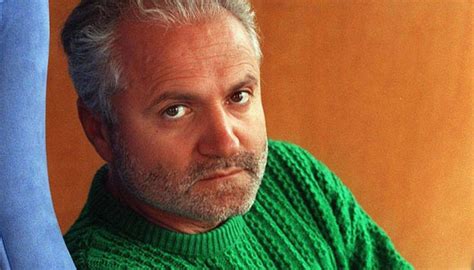 Gianni Versace | Fashion Designer Biography