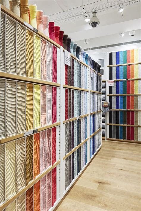 UNIQLO 311 Oxford Street (2016) | Wonderwall | Uniqlo, Store interiors ...