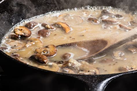 Vegan Mushroom Gravy Recipe Easy And Delicious