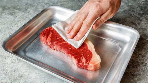 The 10 Biggest Mistakes You're Making When Searing Steak