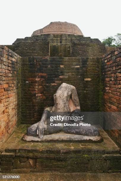 17 Kesariya Stupa Stock Photos, High-Res Pictures, and Images - Getty ...