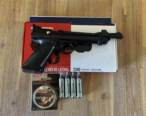 Crosman 2240 Co2 Bolt Action Air Pistol 22 Cal 4 Powerlets And 200 Pellet Tin Ebay