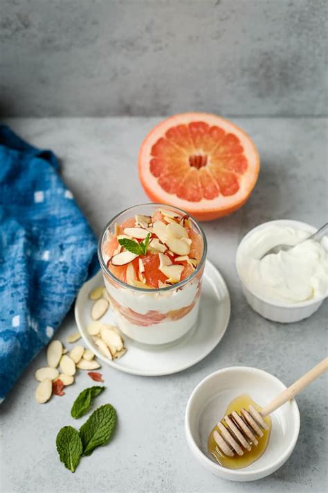 Grapefruit Yogurt Parfait I Heart Vegetables