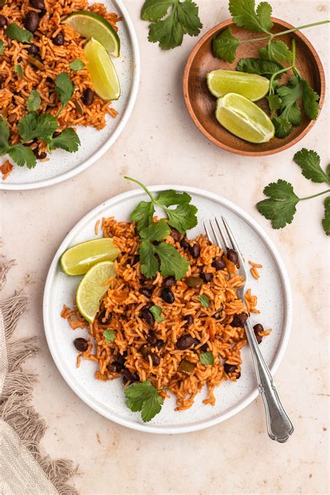 Vegan Mexican Rice with Beans - The Delicious plate