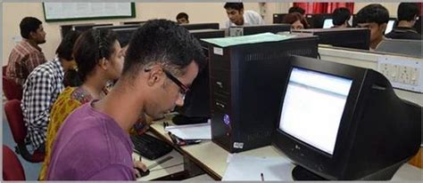 Computer Science Engineering Courses at best price in Kolkata | ID: 14249537033