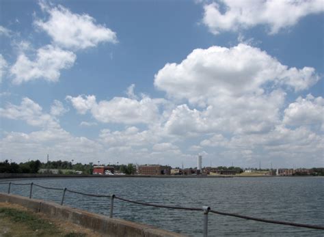 Tulsa Gentleman: Skywatch Friday - Lake Yahola