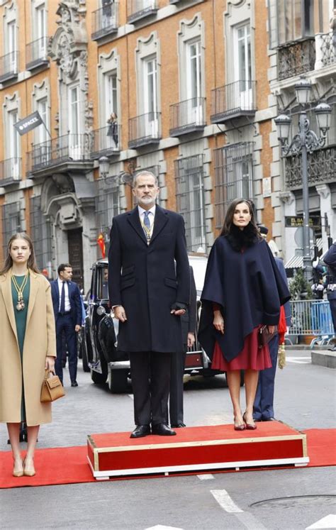 Esta foto de los reyes y Leonor genera un aluvión de críticas por un