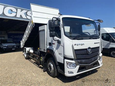 Buy New 2023 Foton 2023 Foton Auman White Tipper Truck 4 5L 4x2 Trucks