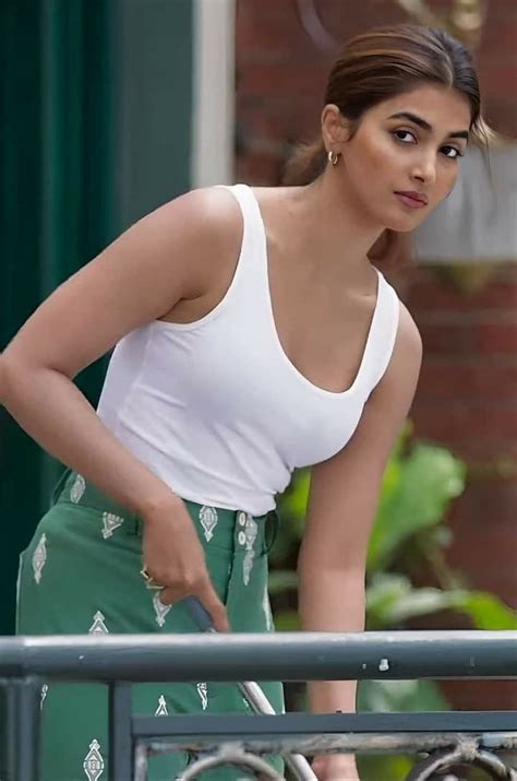 Pin By Anu Raj On Pooja South Indian Actress Photo South Indian Actress Hot Most Beautiful