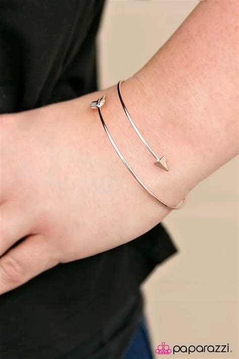 Paparazzi Bracelet ~ Aim High Gold Paparazzi Jewelry Online Store