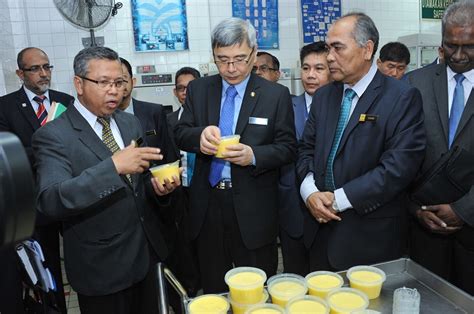 Lawatan Kerja Yb Datuk Seri Mah Siew Keong Ke Mpob Menteri Perusahaan