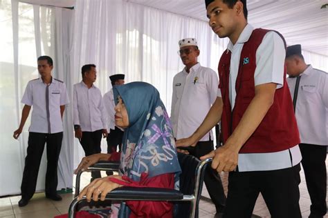 Kenali Jemaah Layani Dengan Penuh Hati Pesan Kakanwil Sumbar Untuk