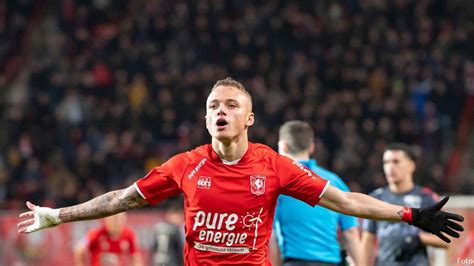 Lang Blij Met Supporters Fc Twente Hoop Ze Doelpunten En Assists